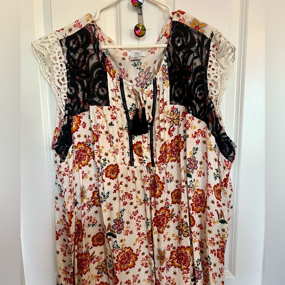 Floral Lace Women's Top
